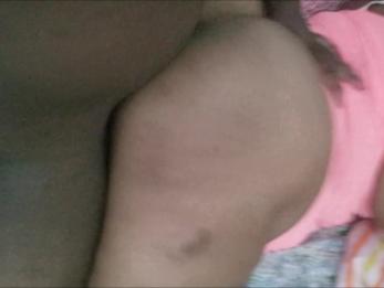 Большая черная попка работает с большим толстым членом