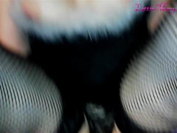 Жесткий утренний секс мамы и степона. Кончил на киску