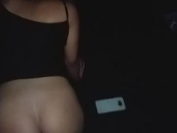 Трахаюсь со своей сводной сестрой, когда в Венесуэле нет света