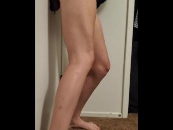 Glory Hole Fuck and Suck, он хочет кончить так плохо