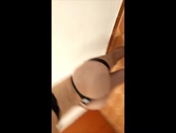 Проститутки-проститутки любят трахать клиентов в попку и наряжаться