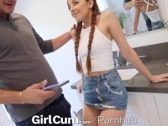 GIRLCUM возбужденная девушка просто хочет кончить