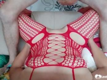 Трахаю мою девушку хардкорно, пока она носит нижнее белье